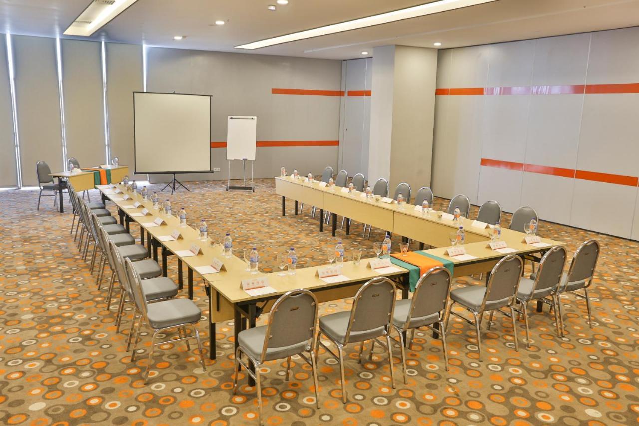 Harris Hotel Pontianak Exteriér fotografie