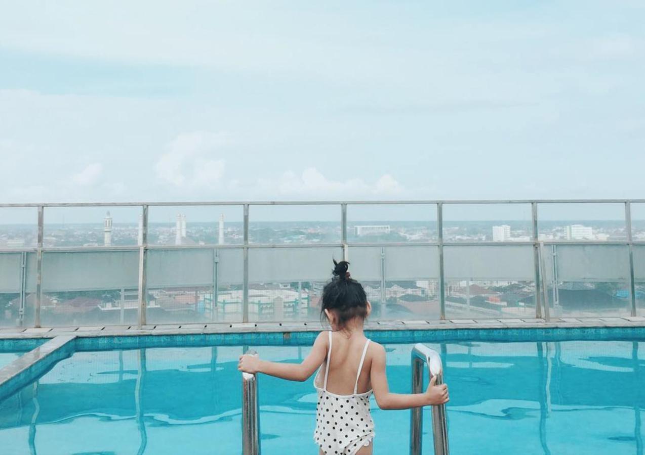 Harris Hotel Pontianak Exteriér fotografie