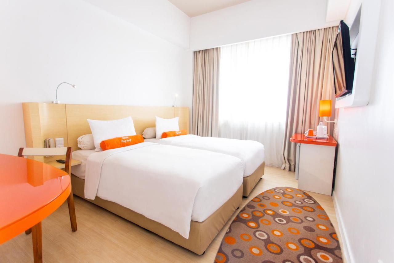 Harris Hotel Pontianak Exteriér fotografie