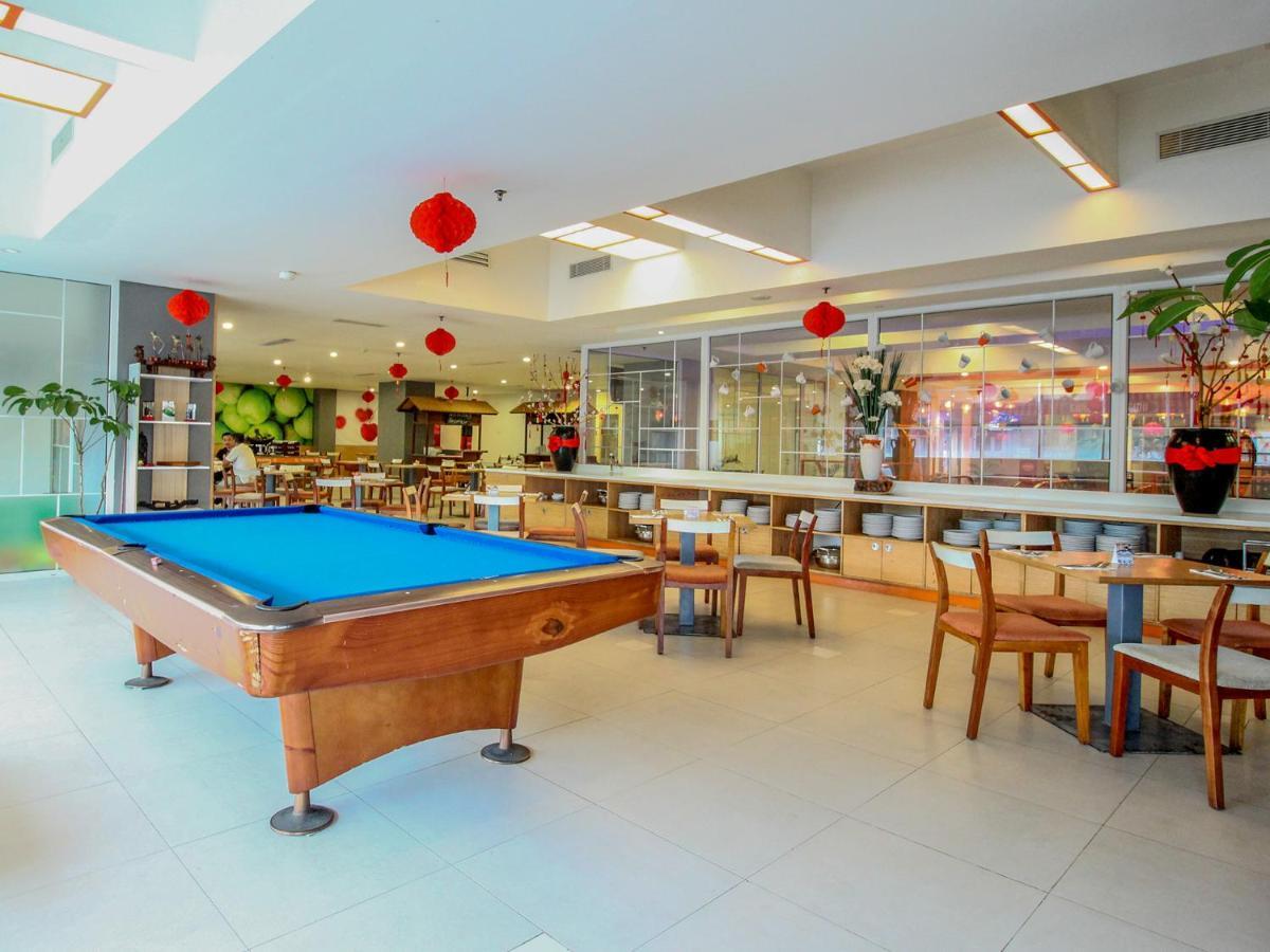 Harris Hotel Pontianak Exteriér fotografie